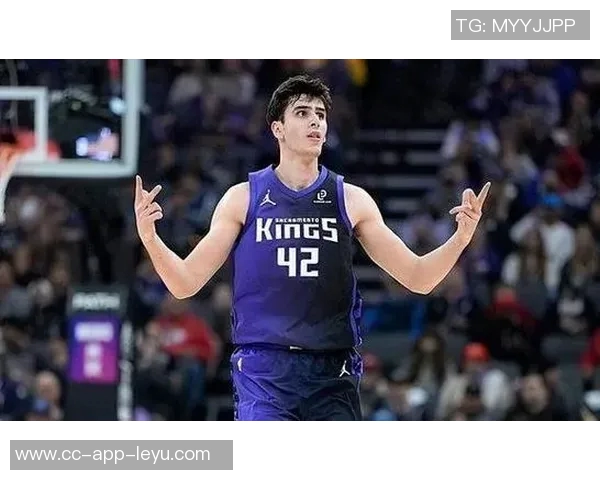 国王主帅称赞雷诺换防能力与考德威尔搭档提升球队表现